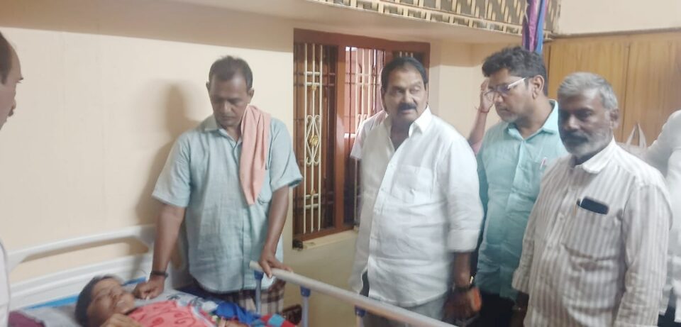 తోటశ్రీనివాసులు సతీమణిని పరామర్శించిన ఎంపీపీమేడవిజయభాస్కర్ రెడ్డి,