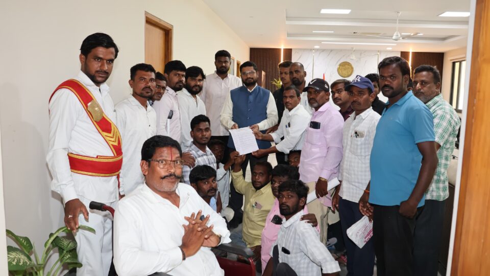 అర్హులైన దివ్యాంగులందరికీ సదరం ద్రవపత్రాలు.