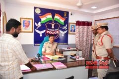 సరి హద్దులో ఎలాంటి అక్రమ రవాణా కు అవకాశం ఉండకూడదు.