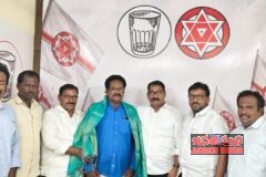 పాఠశాలల అభివృద్ధికి ప్రతి ఒక్కరూ పాటుపడాలి