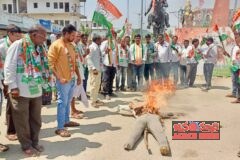 ఓట్ల తొలగింపుపై ఏర్గట్లలో కాంగ్రెస్ భారీ ఆందోళన