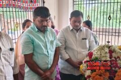 సరస్వతమ్మ మృత దేహానికి యల్లటూరు ఘన నివాళి