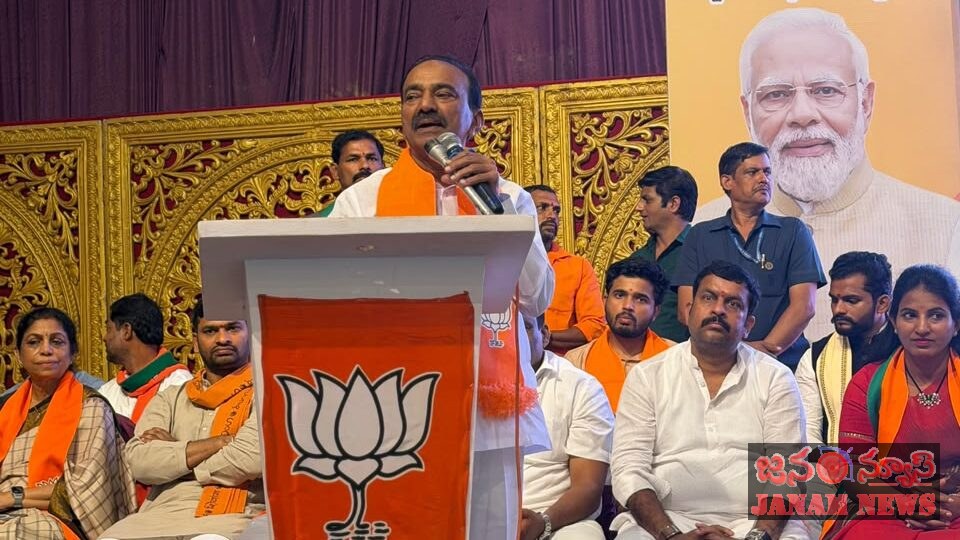 వికసిత్ భారత్ సేవా సంకల్ప సభ మరియు జ్యోతి యాత్రలో పాల్గొన్న వడ్డేపల్లి రాజేశ్వరరావు