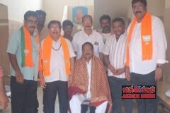 కోటిపల్లి మాజీ సర్పంచ్, బిజెపి సీనియర్ నేత కర్రీ చిట్టిబాబు జన్మదిన వేడుకలు – కోటిపల్లి లో ఘన సత్కారం