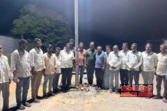 వెలుగులో జనగామ మర్రి మాందాపూర్ చౌరస్తా