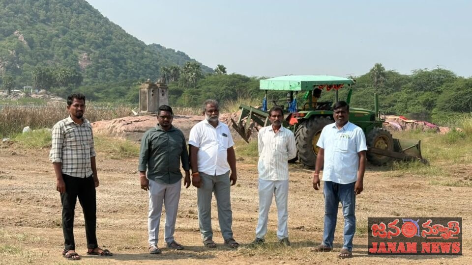 సద్దుల బతుకమ్మ సంబరాలకు స్థలం సిద్ధం చేసిన సర్పంచ్ ఉప సర్పంచ్