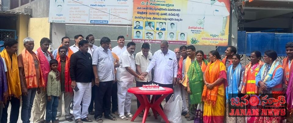 కార్మికులే మా కాలనీకి బలం.. వారి సేవలు వెలకట్టలేనివి!