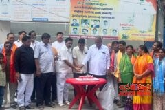 కార్మికులే మా కాలనీకి బలం.. వారి సేవలు వెలకట్టలేనివి!
