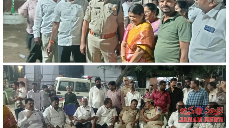 భరత్ నగర్ కాలనీలో ఘనంగా ఎంగిలిపూల బతుకమ్మ వేడుకలు.