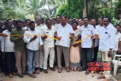 కాట్రేనికోన మండలంలో రూ.2.54 కోట్ల అభివృద్ధి పనులకు శ్రీకారం – పలు గ్రామాల్లో రోడ్లకు ప్రారంభోత్సవాలు, శంకుస్థాపనలు