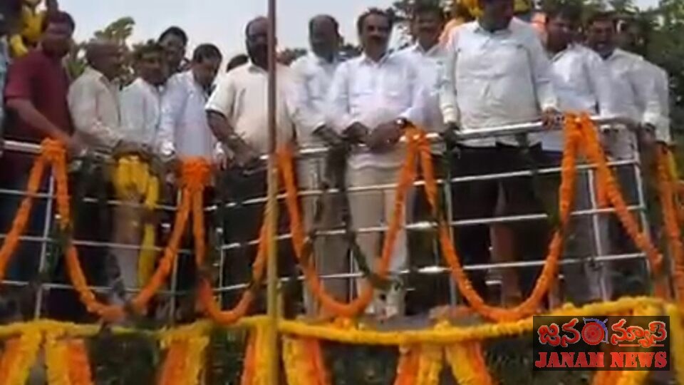 పండుగ సాయన్న జయంతి సందర్భంగా ఘన నివాళులర్పించిన పరిగి మాజీ ఎమ్మెల్యే