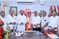అనకాపల్లిలో వైసీపీకి బిగ్ షాక్ : జనసేన లో చేరిన వైసీపీ కీలక నేత కొణతాల మురళీకృష్ణ