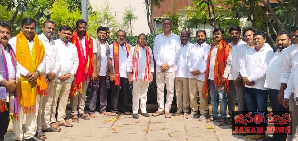 మాజీ మంత్రి హరీష్ రావు కు దసరా పండుగ శుభాకాంక్షలు తెలిపిన జహీరాబాద్ ఎమ్మెల్యే మాణిక్ రావు