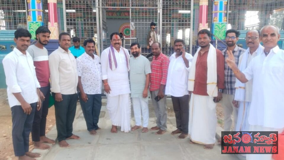 శ్రీ చాముండేశ్వరి మాతను దర్శించుకున్న కామారెడ్డి ఎమ్మెల్యే