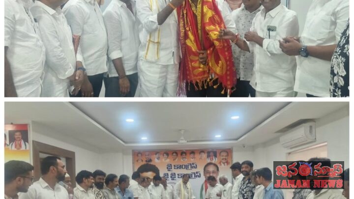 కూకట్‌పల్లిలో ఘనంగా కాంగ్రెస్ నాయకుడు పిడికిటి గోపాల్ చౌదరి జన్మదిన వేడుకలుకేక్ కట్ చేసి శుభాకాంక్షలు తెలిపిన టీపీసీసీ ఉపాధ్యక్షుడు బండి రమేష్