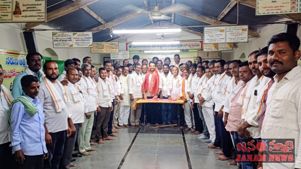కొల్లూరులో ఇందిరమ్మ ఇంటి గృహప్రవేశం