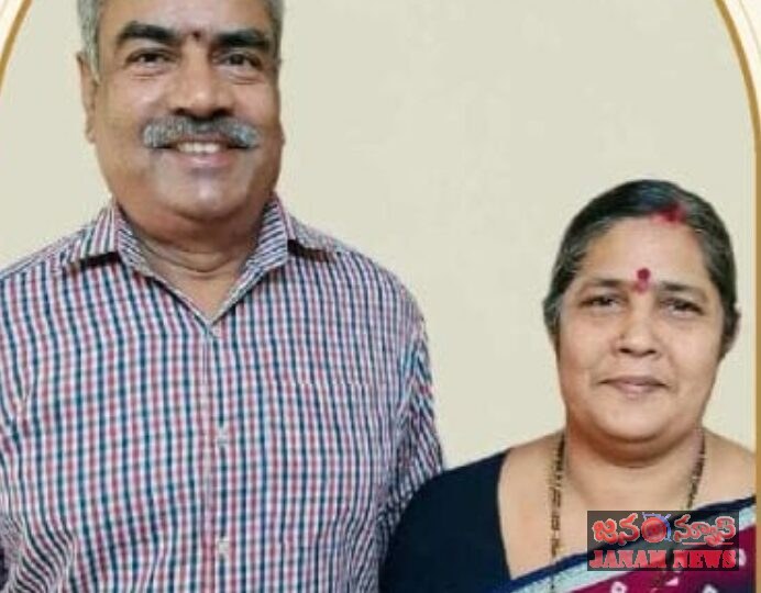 మెట్పల్లిఎల్‌ఐసీ శాఖలో తొలిసారిగా ఉద్యోగి పదవీ విరమణ