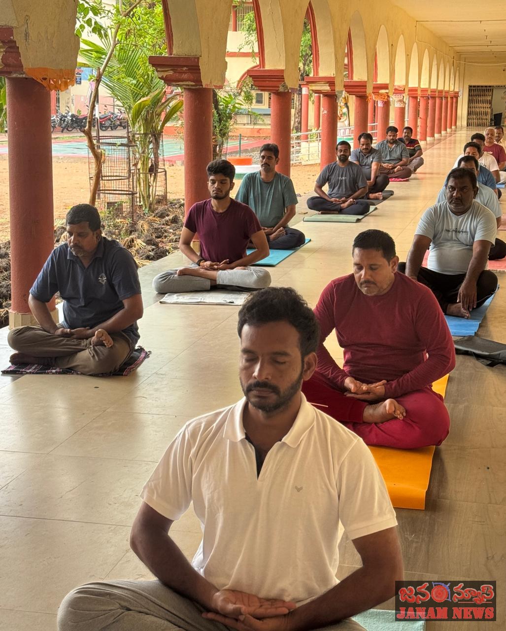 జెడ్పీపీ బాలిక ఉన్నత పాఠశాల అంతర్జాతీయ యోగా దినోత్సవ కార్యక్రమం
