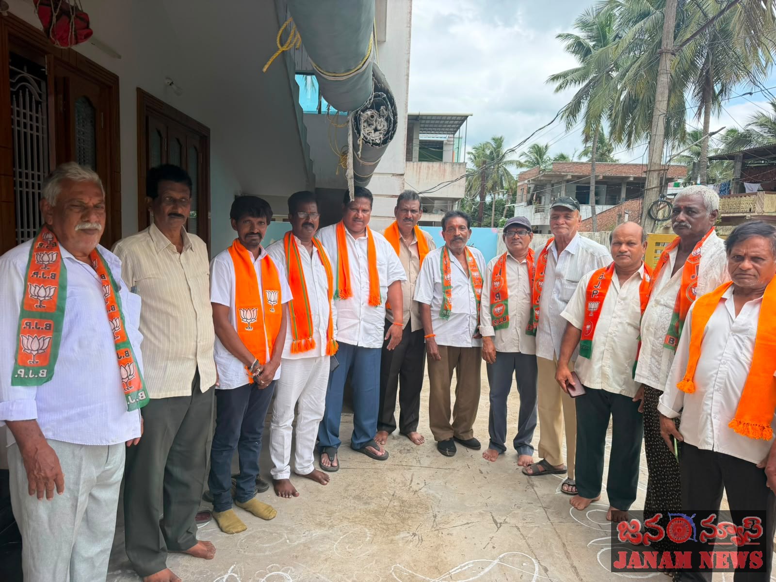 బూత్ స్థాయి నుండి పార్టీ బలోపేతం చేద్దాం : అలవరం బిజెపి సమావేశం