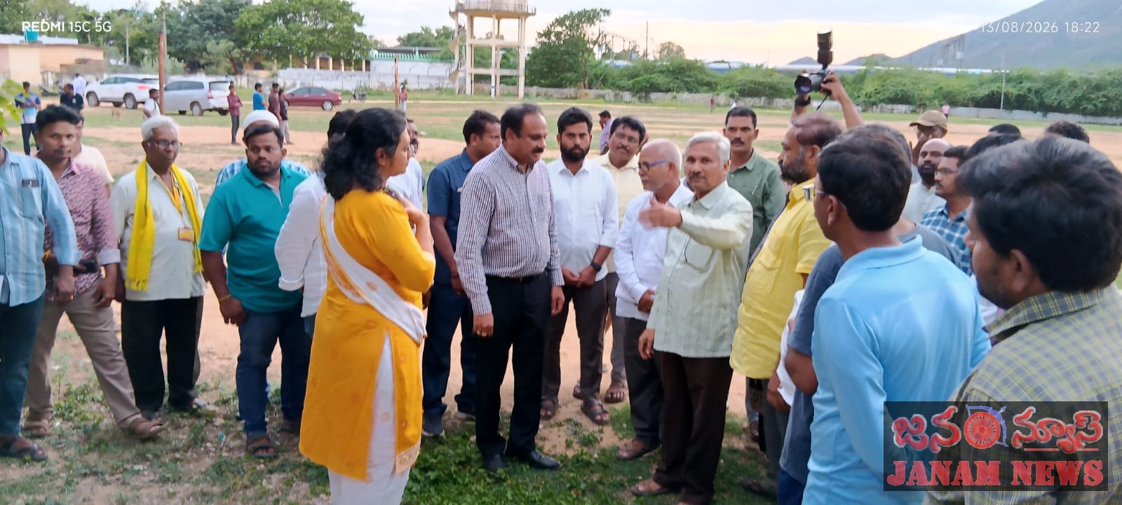 స్మార్ట్ కిచెన్ కోసం కలెక్టర్ స్థల పరిశీలన చేసిన కలెక్టర్.