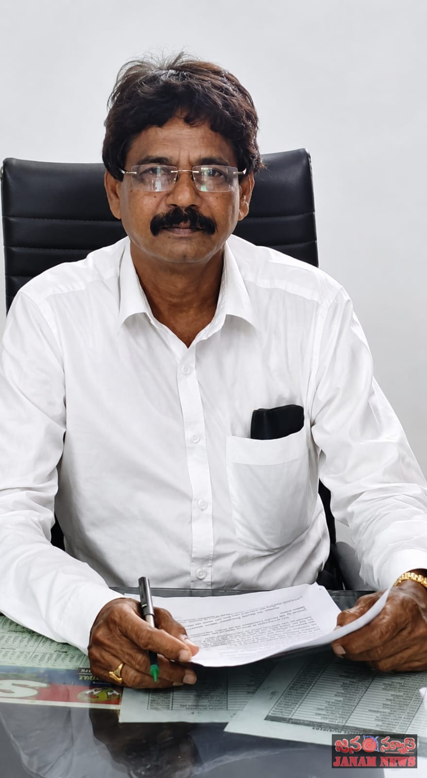 *విద్యా వాలంటీర్ల పోస్టులకు దరఖాస్తుల ఆహ్వానం