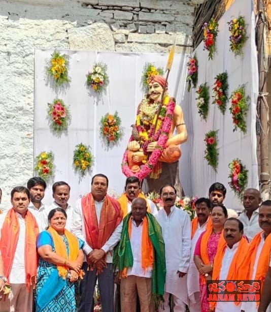 సర్దార్ సర్వాయి పాపన్న గౌడ్ జయంతి వేడుకలు ఘనంగా