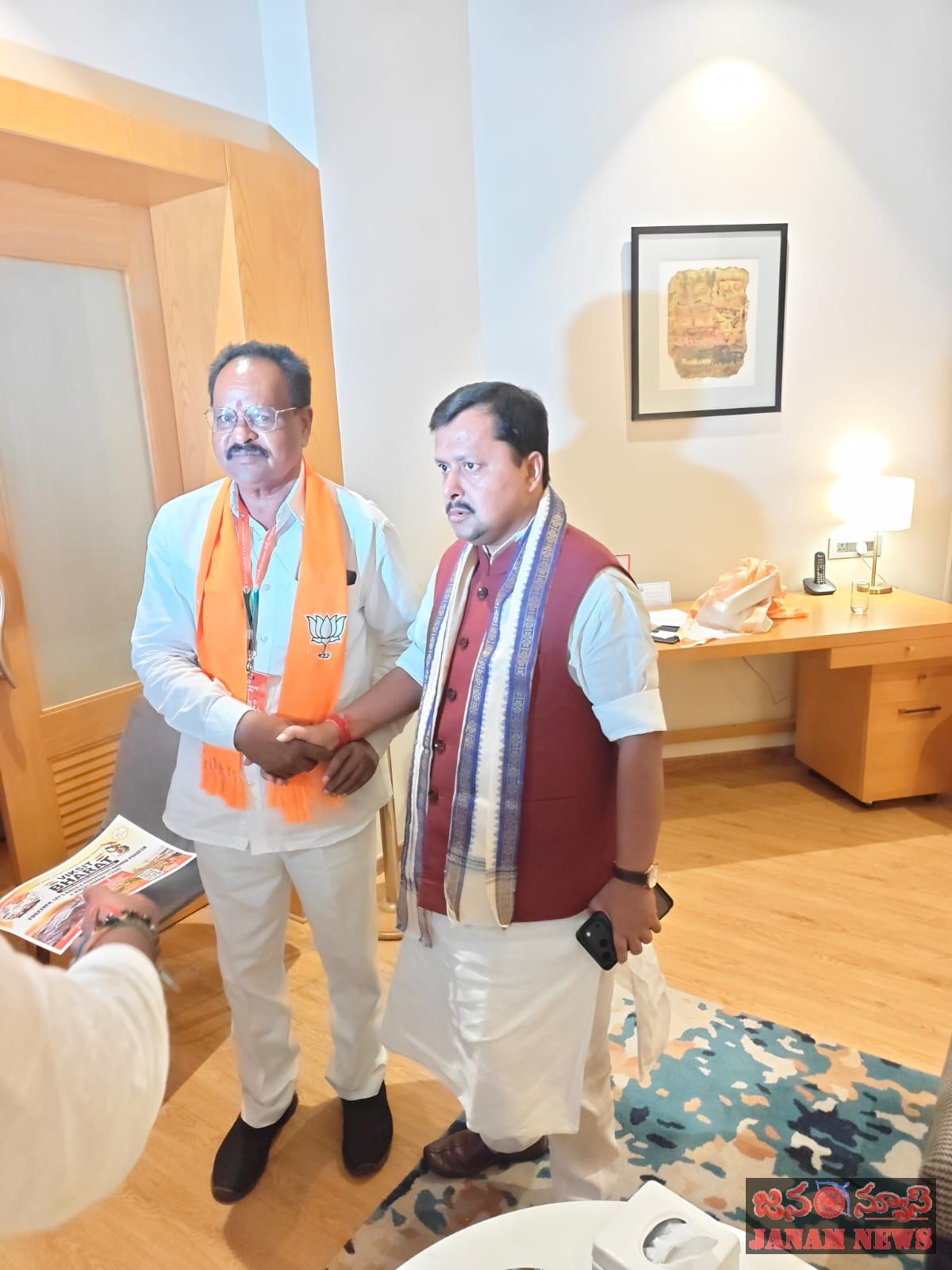 బిజెపి జాతీయ అధ్యక్షుడు నితిన్ నబీన్ ను మర్యాదపూర్వకంగా కలిసిన రాష్ట్ర ఎగ్జిక్యూటివ్ నెంబర్ కర్రి చిట్టిబాబు