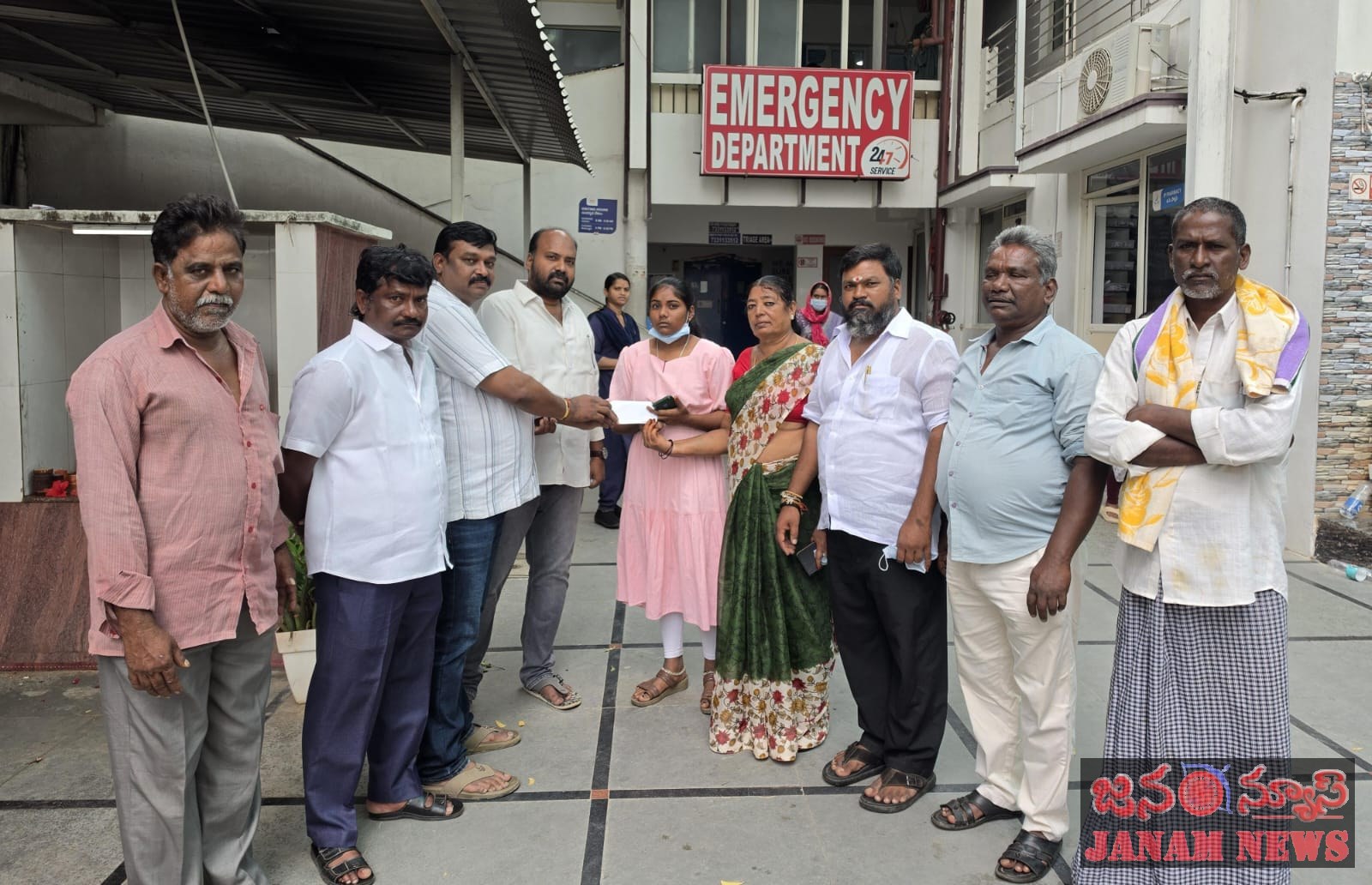 సేవే మార్గం – ఆదుకోవడమే లక్ష్యం-విబిఎన్ ఫౌండేషన్