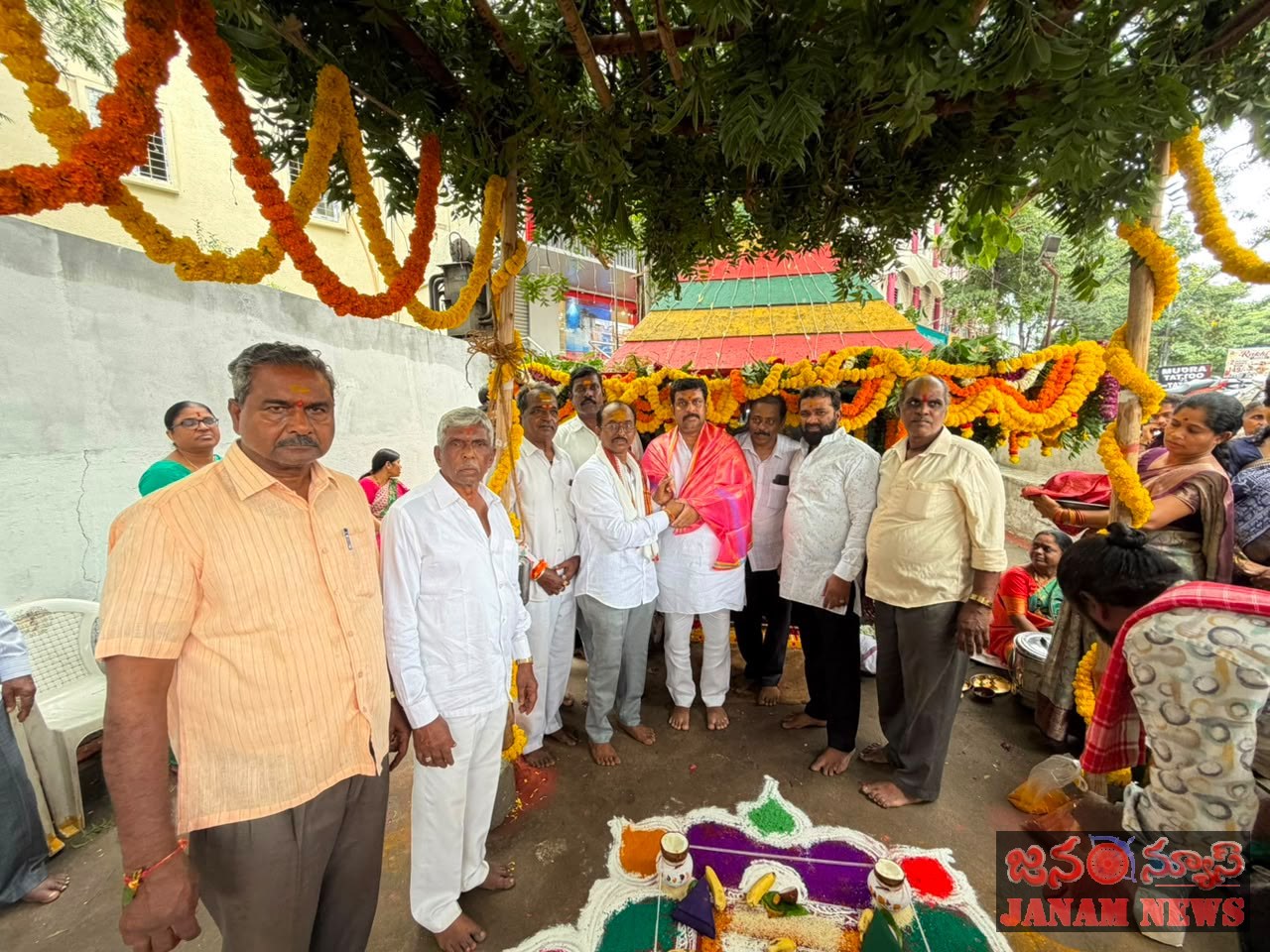 శ్రావణమాస బోనాల సందర్భంగా శ్రీ రేణుక ఎల్లమ్మ తల్లి ఆలయంలో ఘనంగా అమ్మవారి కళ్యాణ మహోత్సవం
