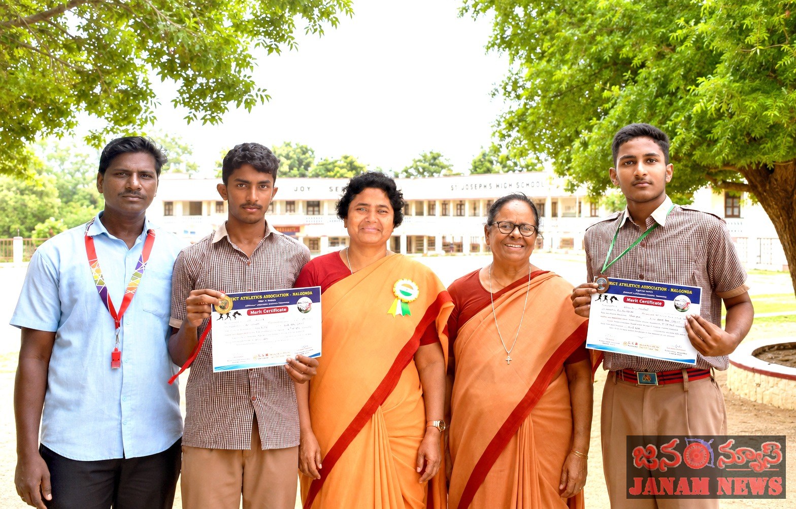 జిల్లాస్థాయి అథ్లెటిక్స్ పోటీలకు సెయింట్ జోసఫ్ పాఠశాల విద్యార్థుల ఎంపిక
