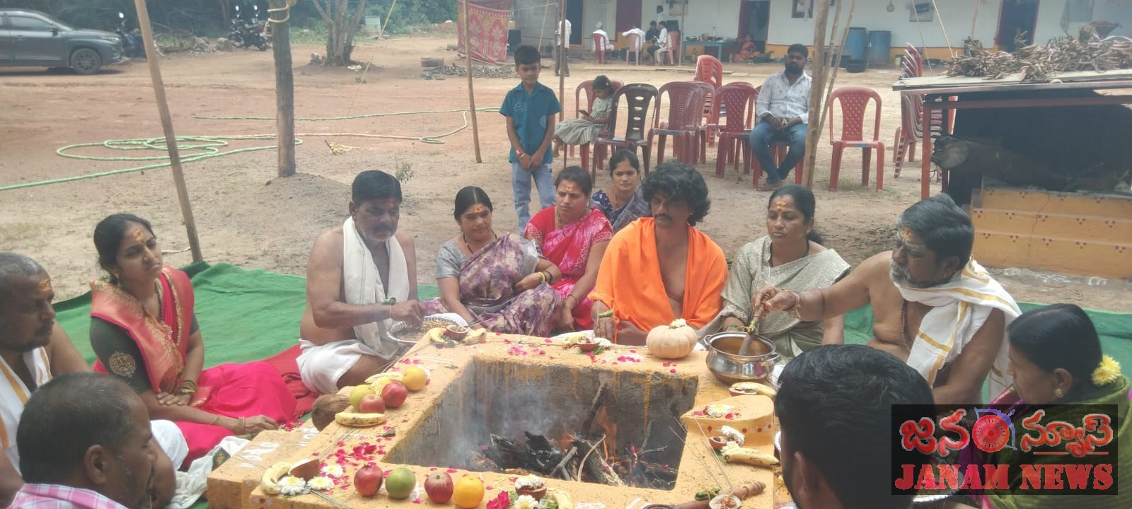 ఏడాకులపల్లి ఎక్స్‌రోడ్‌ సాయిబాబా ఆలయంలో ఘనంగా యజ్ఞం, ప్రత్యేక పూజలు
