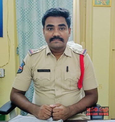ఎస్సై పరమేశ్వర్ జనం న్యూస్ తరపున శుభాకాంక్షలు