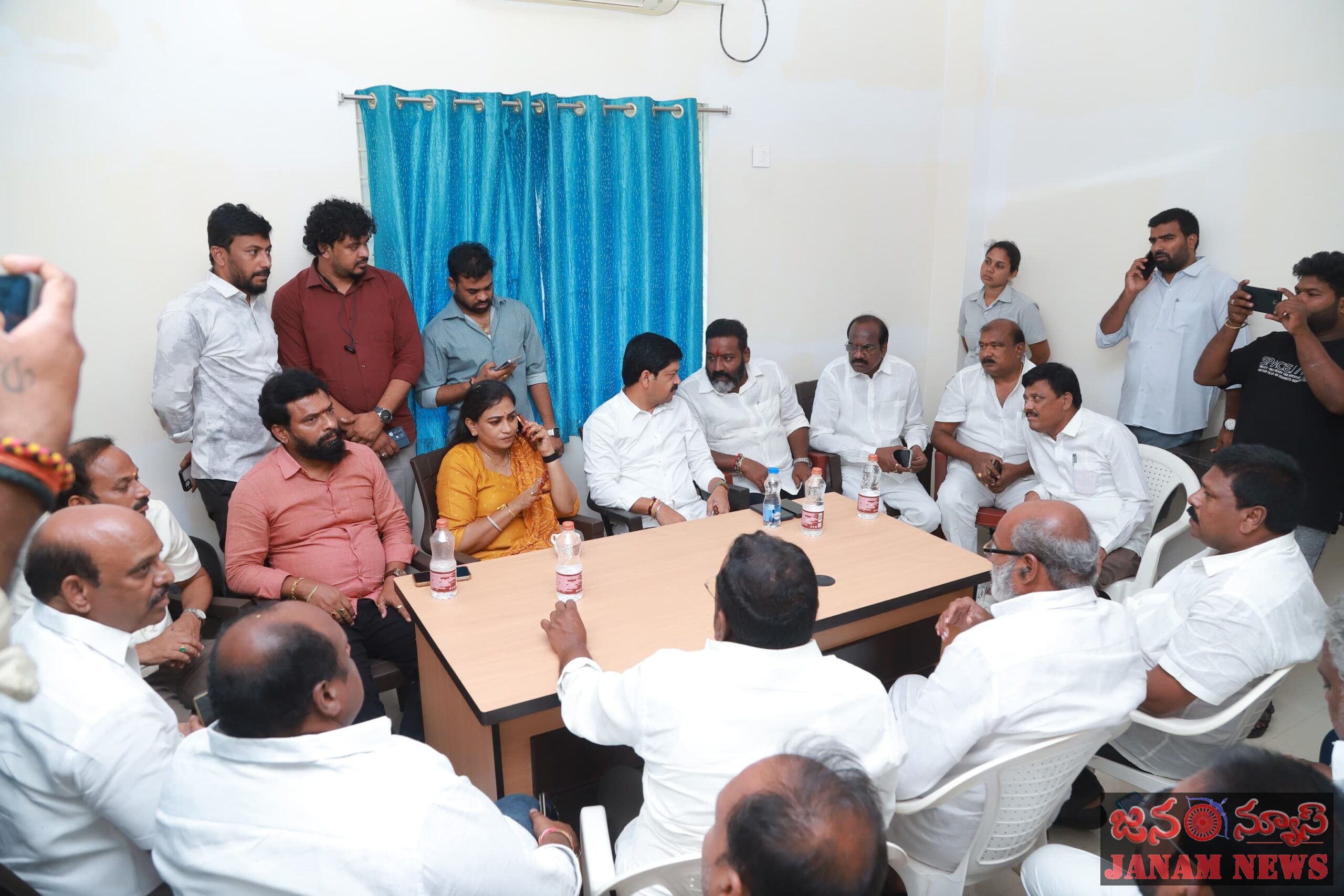 పాయకరావుపేటలో మంత్రి వాసంశెట్టి సుభాష్ పర్యటన