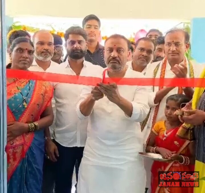 విద్యాభివృద్ధికి పెద్దపీట వేస్తున్న జుక్కల్ ఎమ్మెల్యే శ్రీ తోట లక్ష్మీకాంతారావు