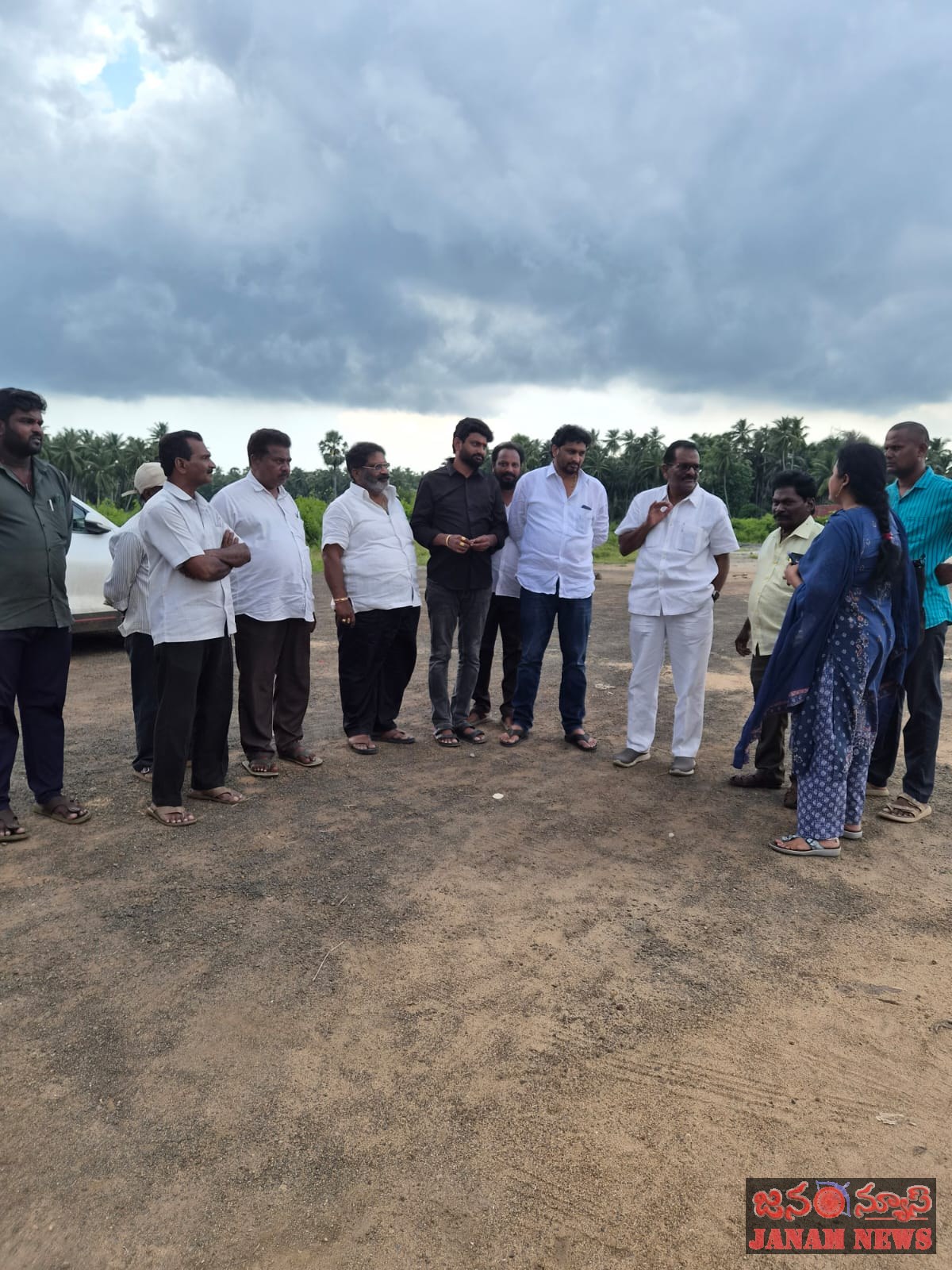 కె. పెదపూడిలో ముఖ్యమంత్రి పర్యటన ఏర్పాట్ల పరిశీలన