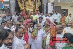 మూసాపేట్‌లో ఘనంగా మహాగణేశునికి పూజలు