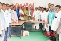 మెట్‌పల్లి ప్రెస్ క్లబ్‌లో ఘనంగా చీటి శ్రీనివాస్ రావు జన్మదిన వేడుకలు