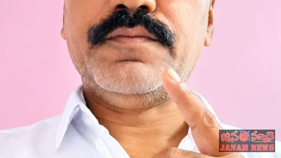 మత్స్యకార కుటుంబాలను ఆదుకోవాలి.