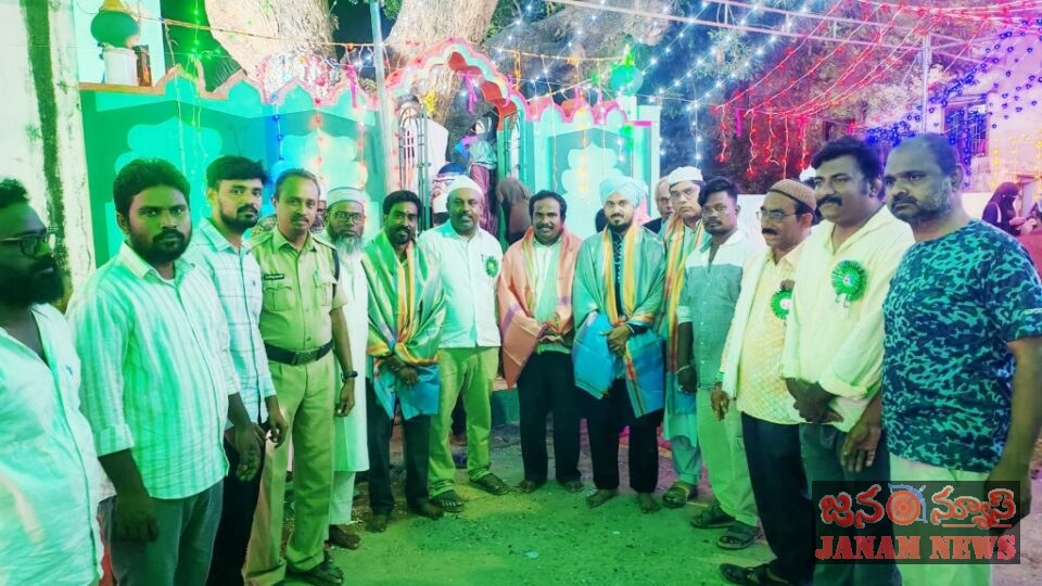 అంగరంగ వైభవంగా శ్రీ శ్రీ శ్రీ హజరత్ మహబూబ్ సుభాని అబ్దుల్ ఖాదర్ జీలానీ గంధం మహోత్సవం