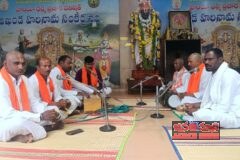 టి టి డీ ఆధ్వర్యంలో అఖండ హరినామ సంకీర్తనలో ఫైజాబాద్ హనుమాన్ భజన మండలి